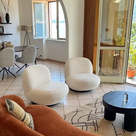 Sonia Raphael * Pognana Lario